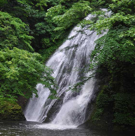 峨瓏大滝